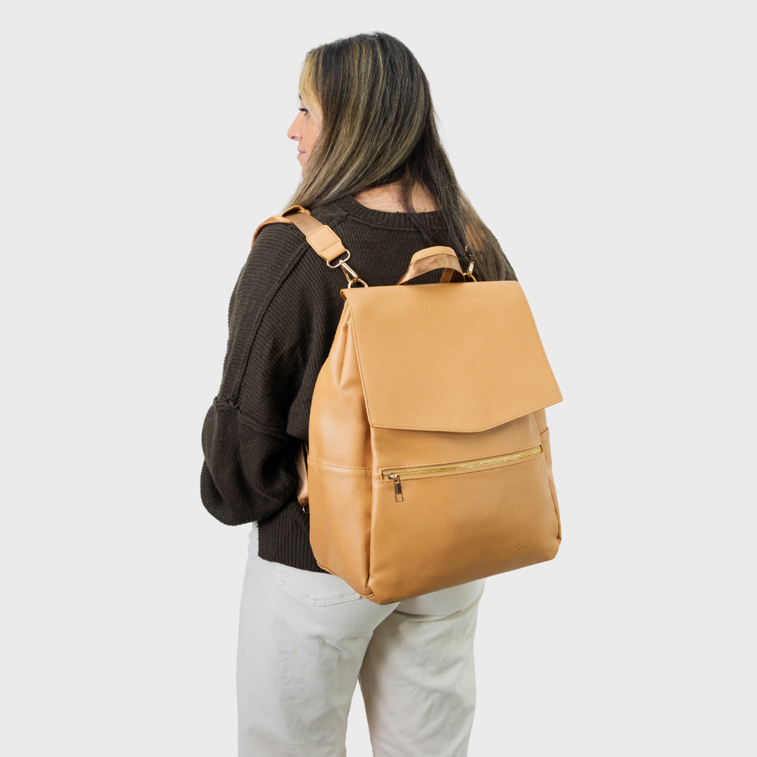 CLASSIC NAPPY BACKPACK TAN - Hannah and Henry
