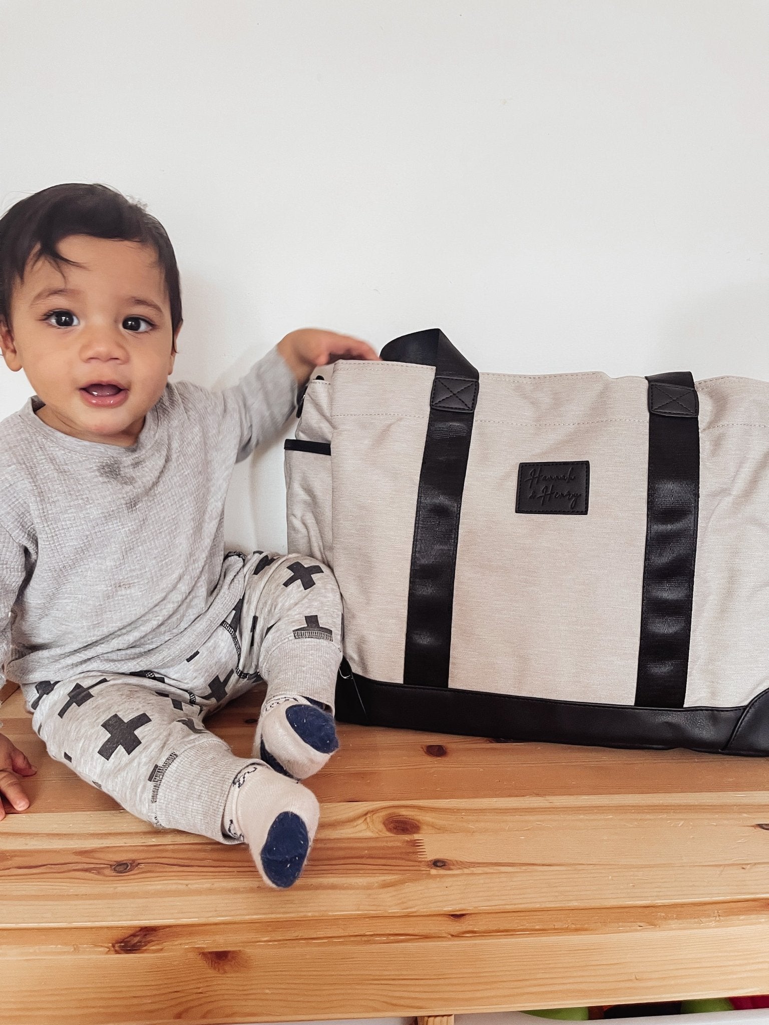 What to Pack in Your Nappy Bag for More Than One Child - Hannah and Henry