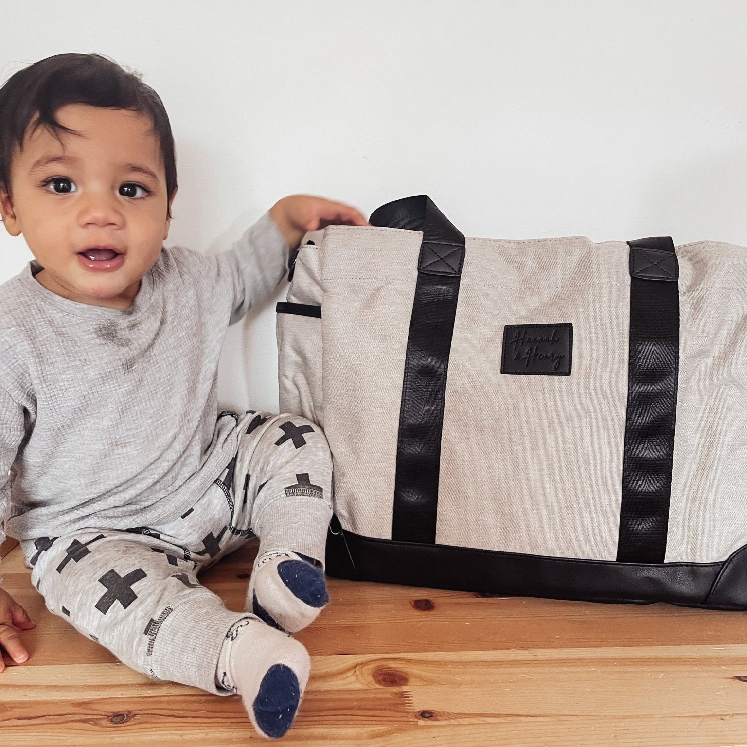 What to Pack in Your Nappy Bag for More Than One Child - Hannah and Henry