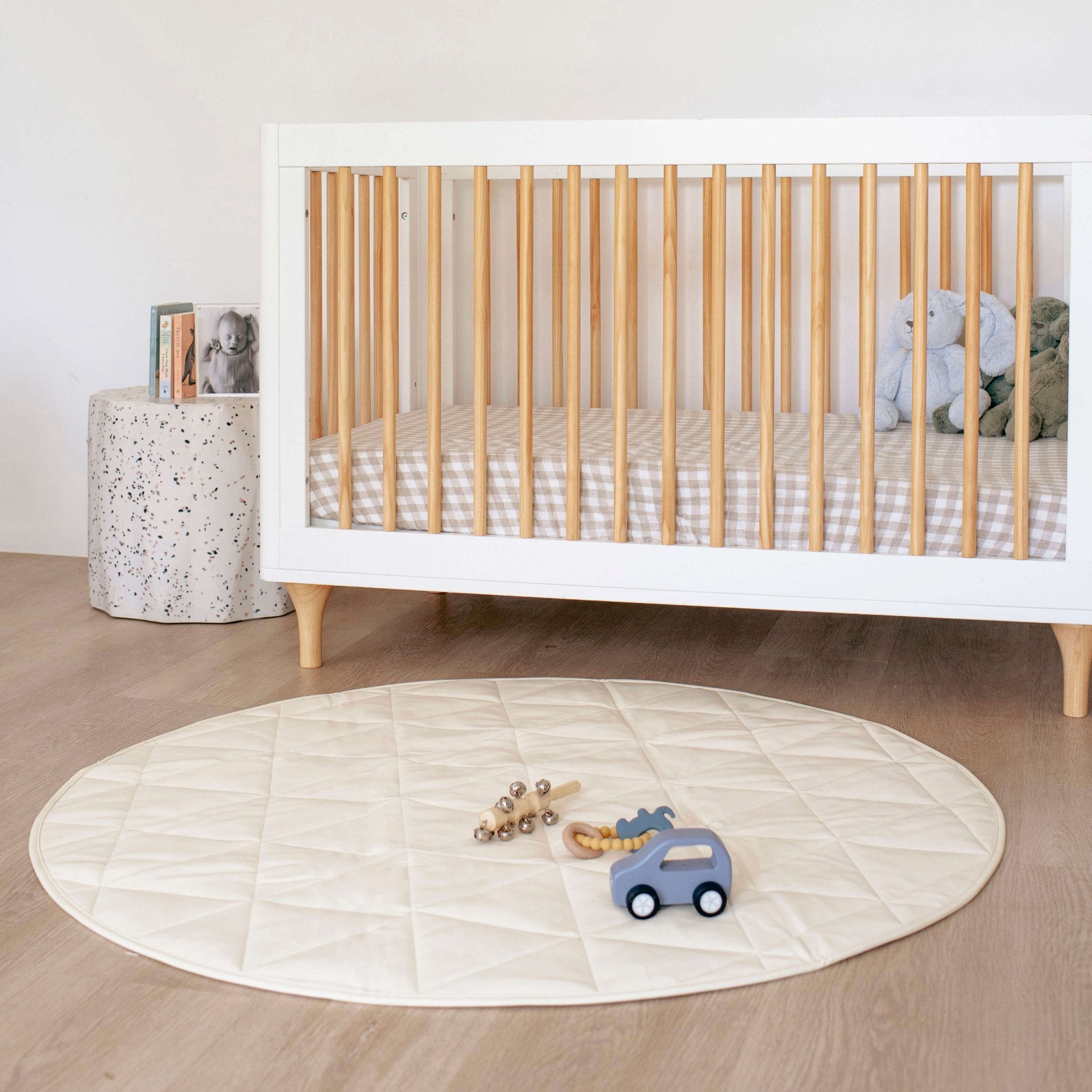 QUILTED PLAY MAT CREAM - Hannah and Henry